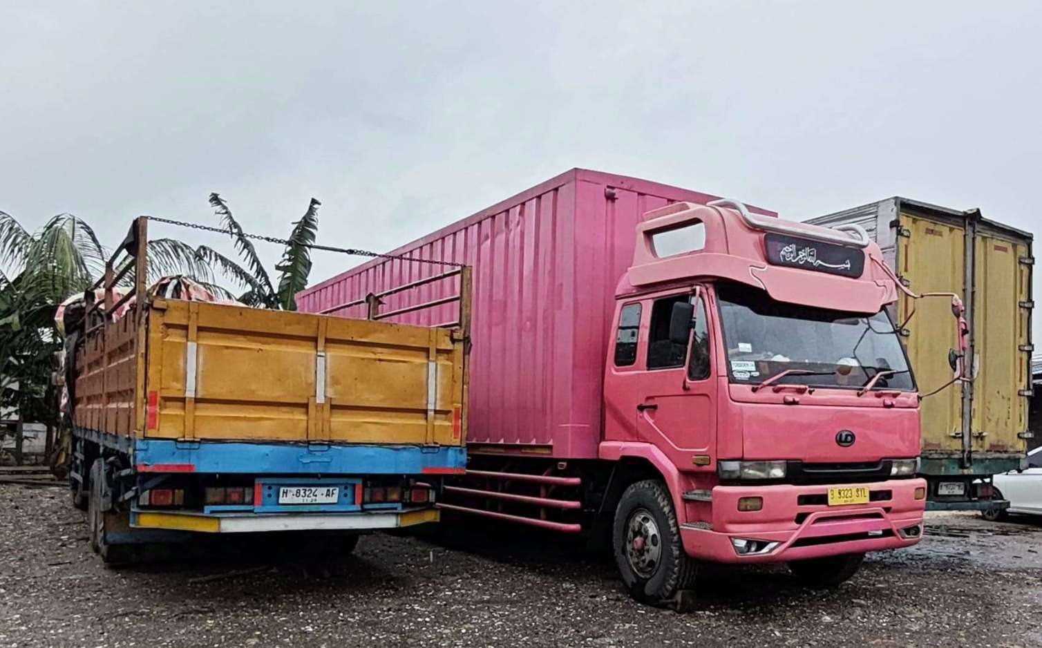 Jasa angkutan barang Semaran